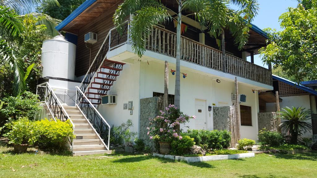 La Vida Hostel Samal Island 部屋 写真