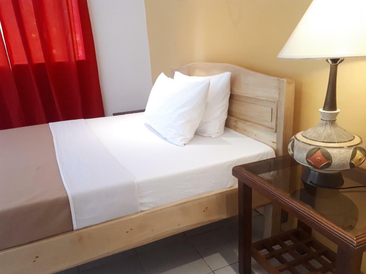 La Vida Hostel Samal Island エクステリア 写真